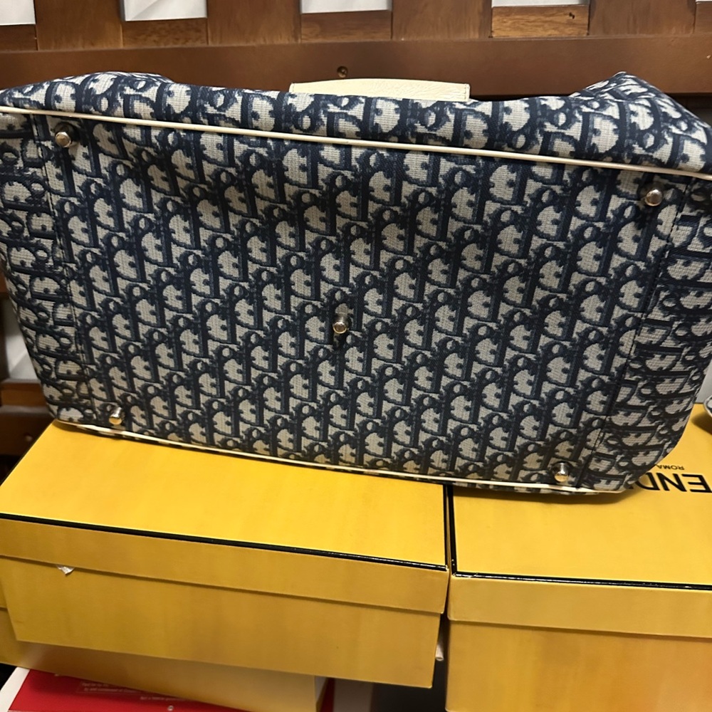 Dior duffle bag - Picture 7 of 7